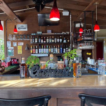 Red Flamboyan Guesthouse And Restaurant Rincón Eksteriør billede